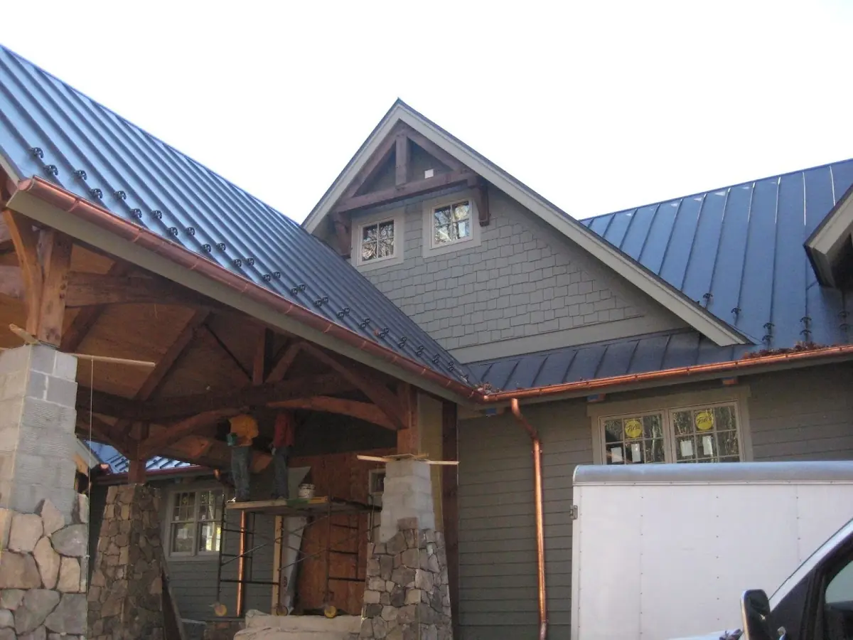 Craftsman Roofing team delivering quality roofing work in Davidsville